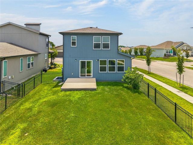 13334 W 180th Terrace, Overland Park, KS 66013