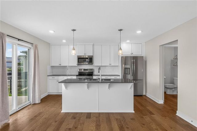 13334 W 180th Terrace, Overland Park, KS 66013
