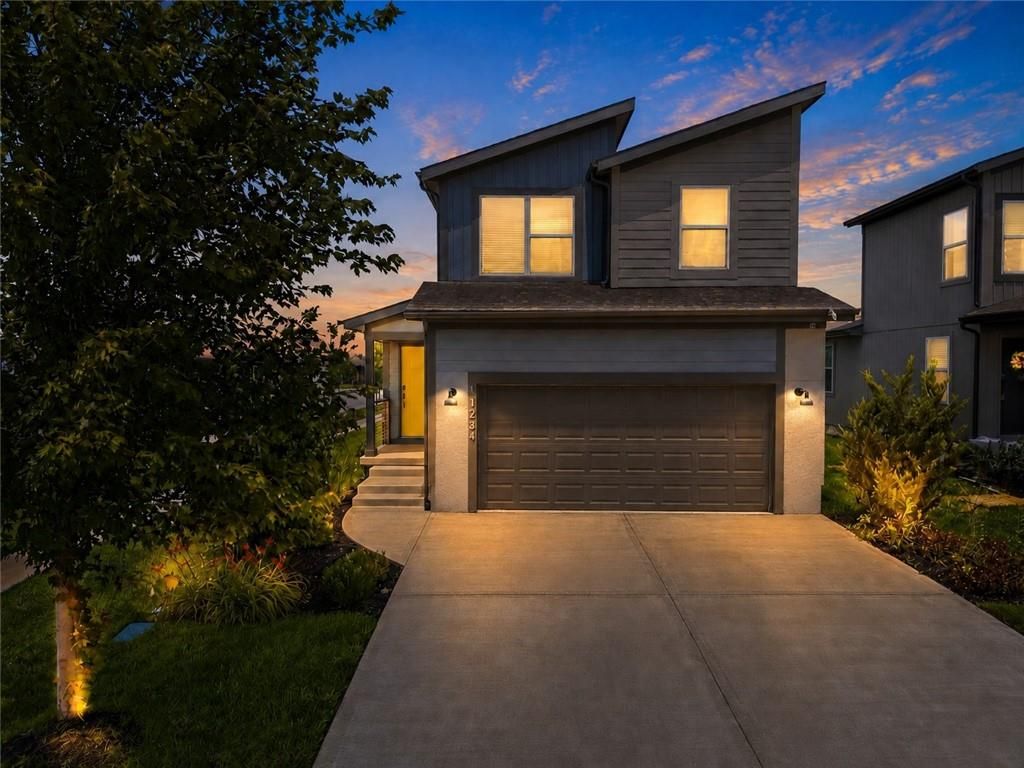 13334 W 180th Terrace, Overland Park, KS 66013