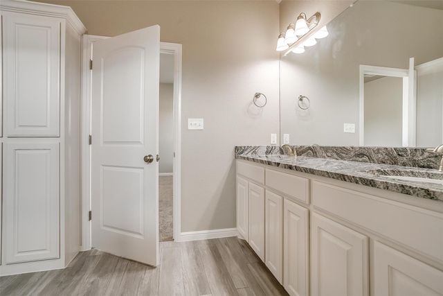 3332 Arrow Creek Drive, Granbury, TX 76049