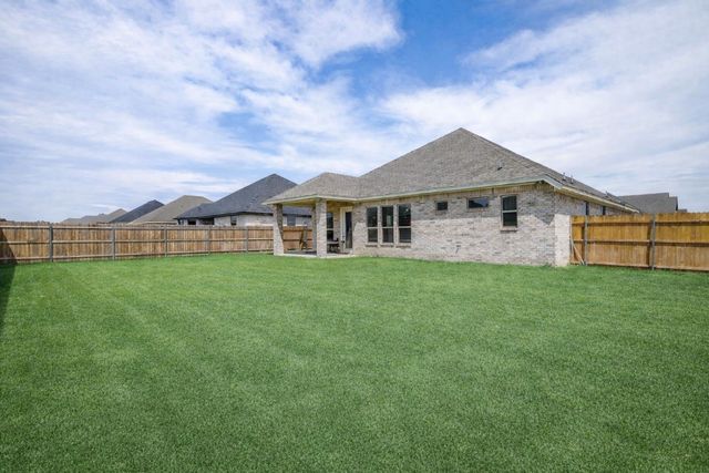 3332 Arrow Creek Drive, Granbury, TX 76049