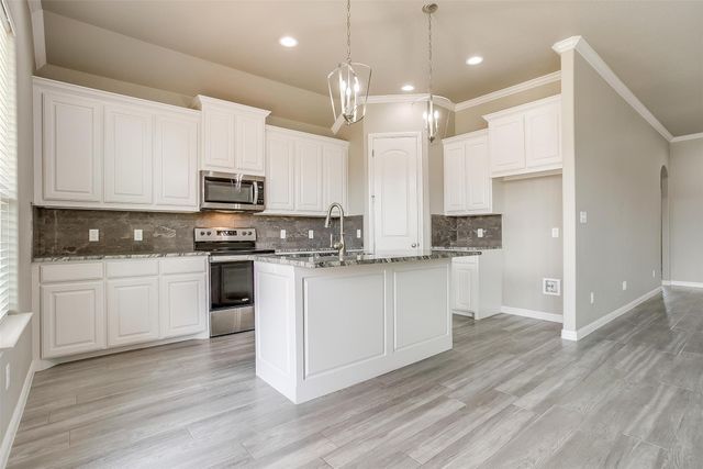 3332 Arrow Creek Drive, Granbury, TX 76049