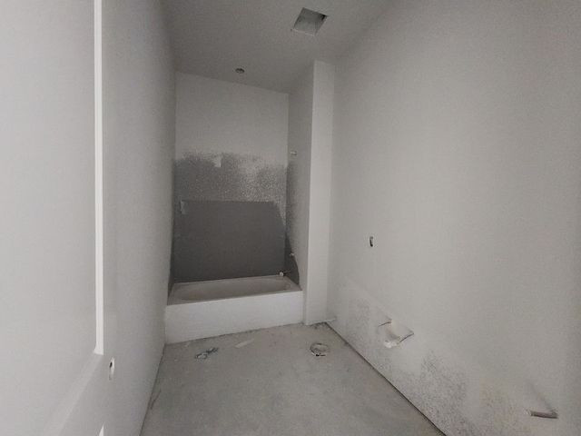 12421 Hornfels Drive, Krum, TX 76249