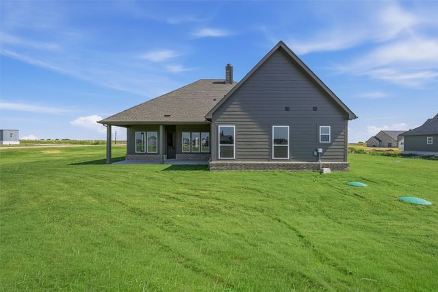 12421 Hornfels Drive, Krum, TX 76249