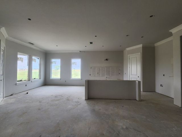 12421 Hornfels Drive, Krum, TX 76249