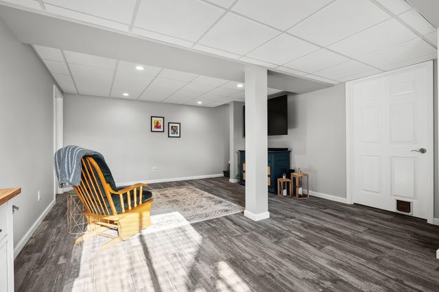 6091 S 30th Street, Kalamazoo, MI 49048