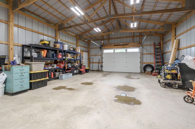 6091 S 30th Street, Kalamazoo, MI 49048