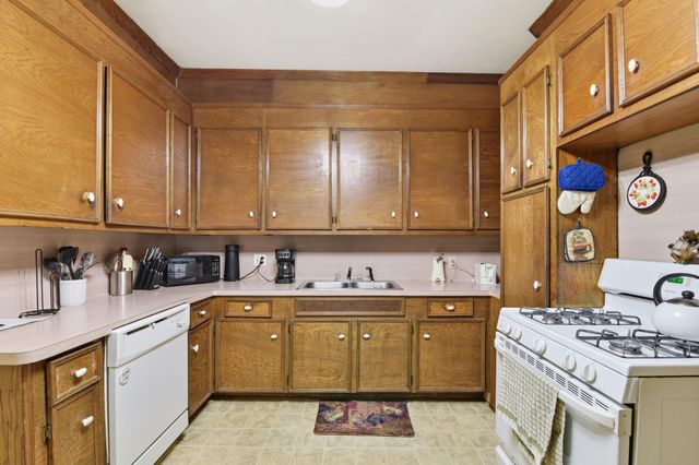 5305 Main Street, Santa Fe, TX 77510