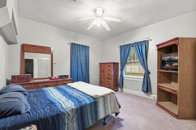 5305 Main Street, Santa Fe, TX 77510