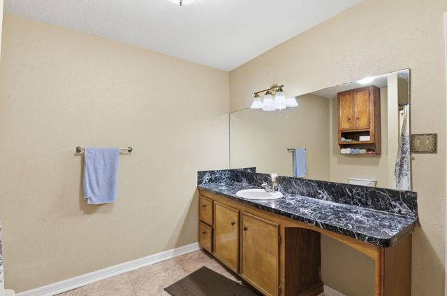 5305 Main Street, Santa Fe, TX 77510