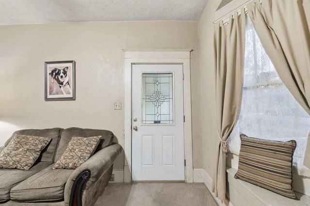 5305 Main Street, Santa Fe, TX 77510