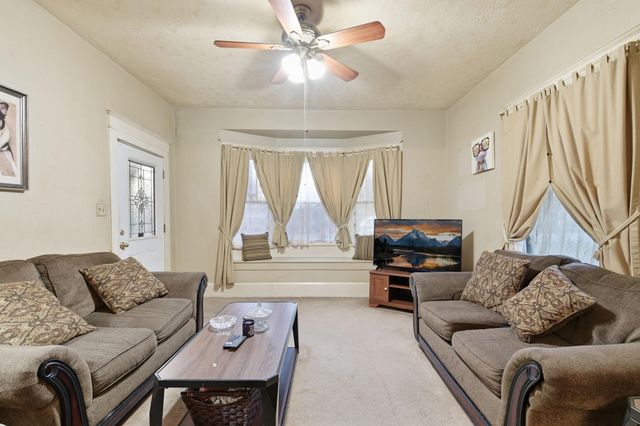 5305 Main Street, Santa Fe, TX 77510