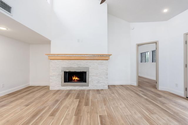 9709 E Mountain View Road Unit 2705, Scottsdale, AZ 85258