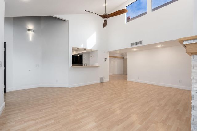 9709 E Mountain View Road Unit 2705, Scottsdale, AZ 85258