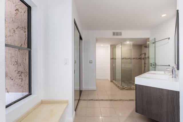 9709 E Mountain View Road Unit 2705, Scottsdale, AZ 85258