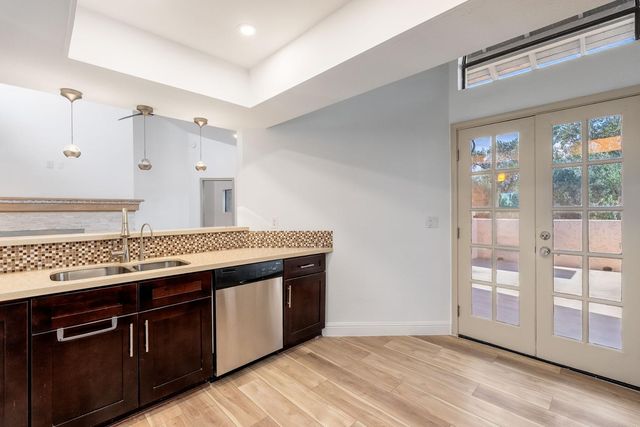 9709 E Mountain View Road Unit 2705, Scottsdale, AZ 85258