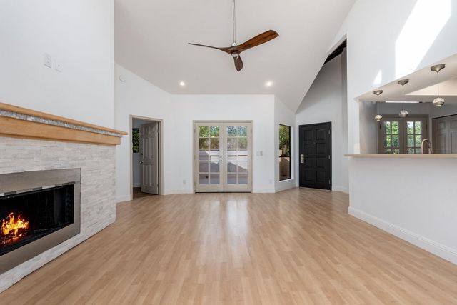 9709 E Mountain View Road Unit 2705, Scottsdale, AZ 85258