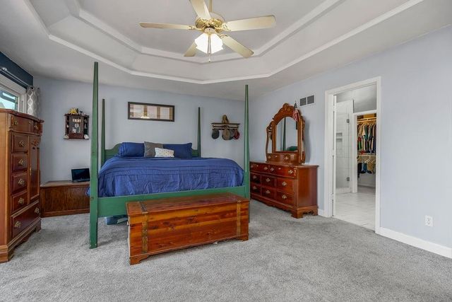 1120 NW 73rd Terrace, Kansas City, MO 64118