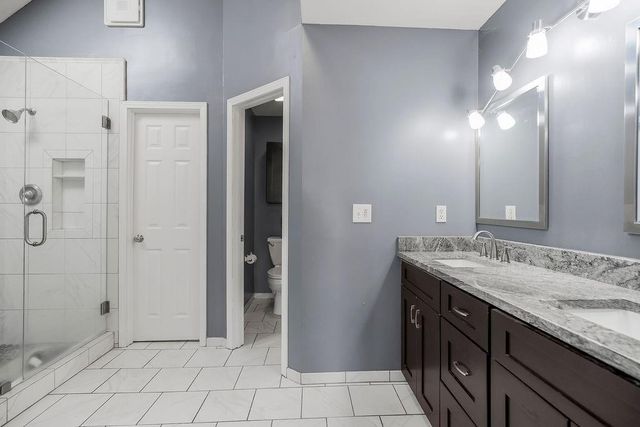 1120 NW 73rd Terrace, Kansas City, MO 64118