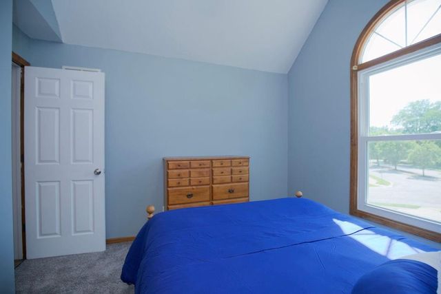 1120 NW 73rd Terrace, Kansas City, MO 64118