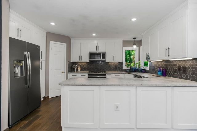 1120 NW 73rd Terrace, Kansas City, MO 64118