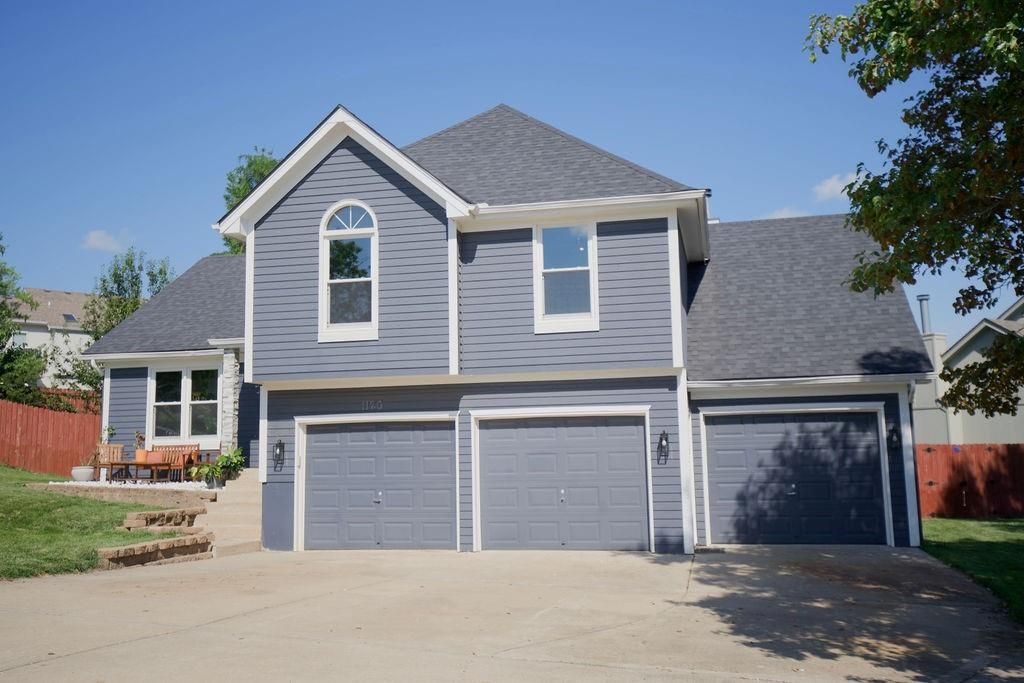 1120 NW 73rd Terrace, Kansas City, MO 64118