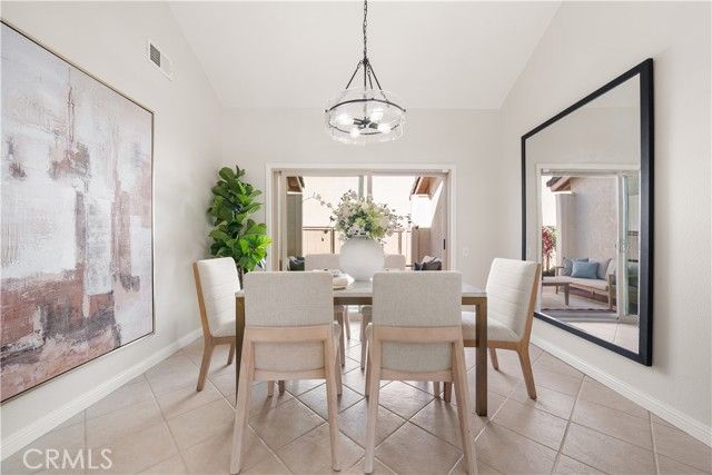 10 Alderbrook, Irvine, CA 92604