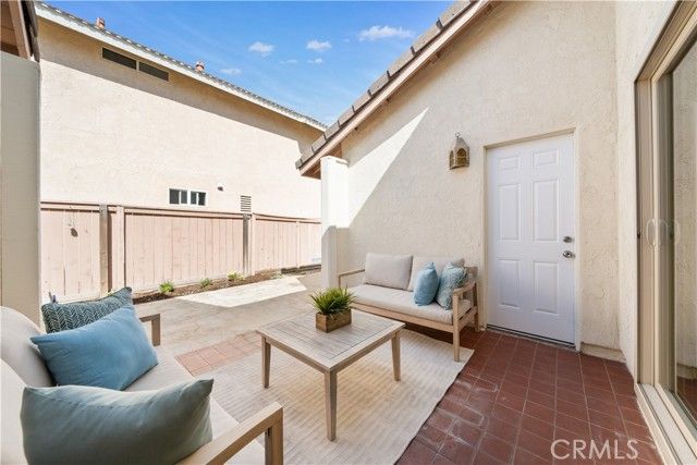 10 Alderbrook, Irvine, CA 92604