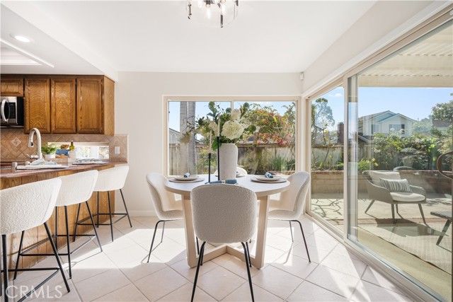 10 Alderbrook, Irvine, CA 92604