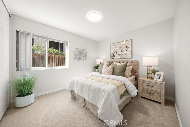 10 Alderbrook, Irvine, CA 92604