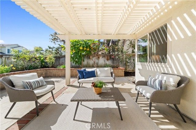 10 Alderbrook, Irvine, CA 92604