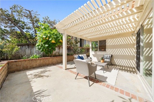 10 Alderbrook, Irvine, CA 92604