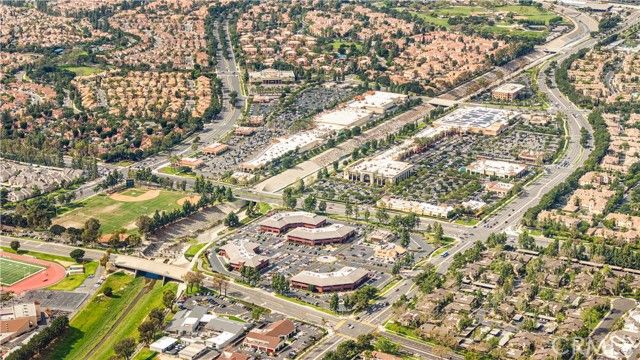 10 Alderbrook, Irvine, CA 92604