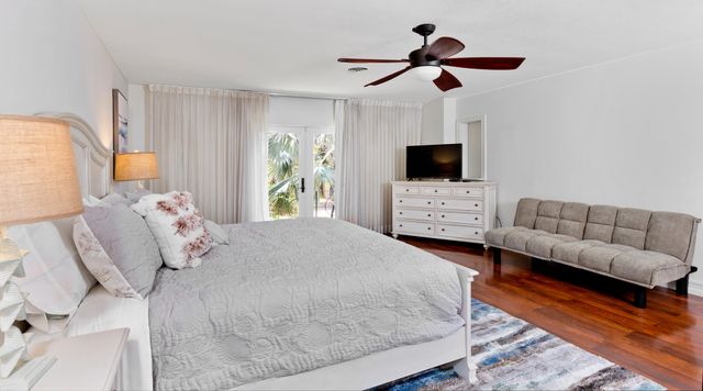 2003 Bay Drive, Pompano Beach, FL 33062