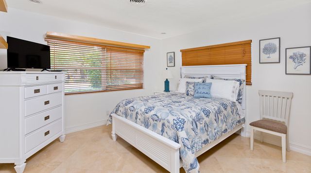 2003 Bay Drive, Pompano Beach, FL 33062