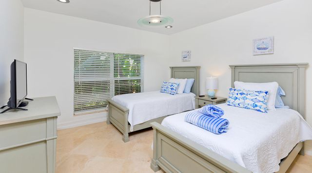 2003 Bay Drive, Pompano Beach, FL 33062