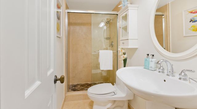 2003 Bay Drive, Pompano Beach, FL 33062