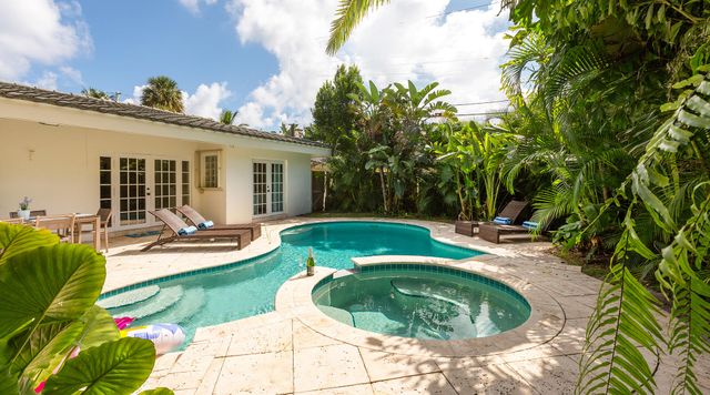 2003 Bay Drive, Pompano Beach, FL 33062