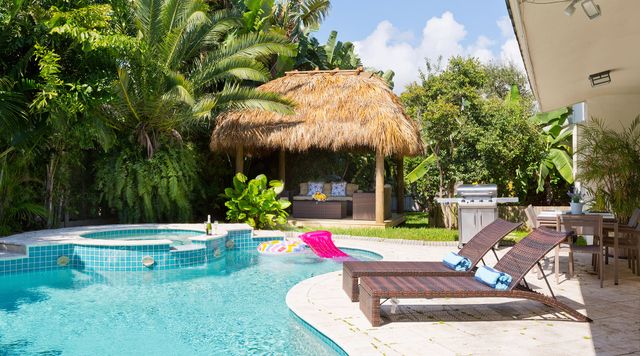 2003 Bay Drive, Pompano Beach, FL 33062