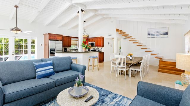 2003 Bay Drive, Pompano Beach, FL 33062