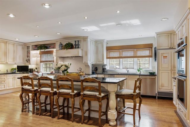 145 Woodley Road, Winnetka, IL 60093