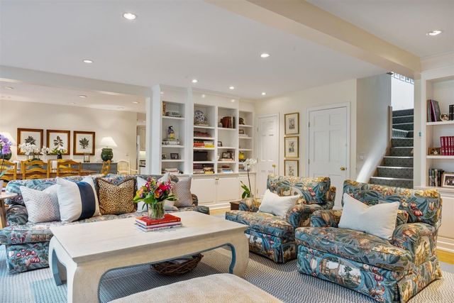 145 Woodley Road, Winnetka, IL 60093