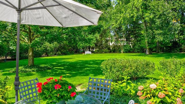 145 Woodley Road, Winnetka, IL 60093