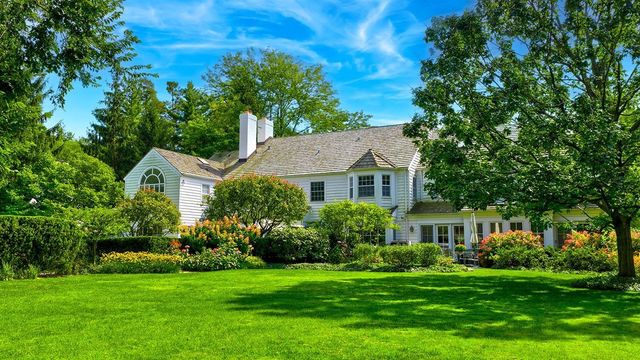 145 Woodley Road, Winnetka, IL 60093