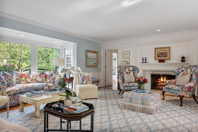 145 Woodley Road, Winnetka, IL 60093