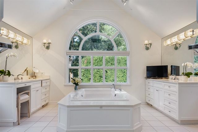 145 Woodley Road, Winnetka, IL 60093