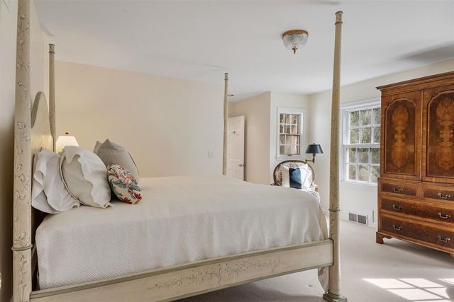 145 Woodley Road, Winnetka, IL 60093