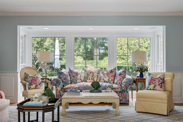 145 Woodley Road, Winnetka, IL 60093