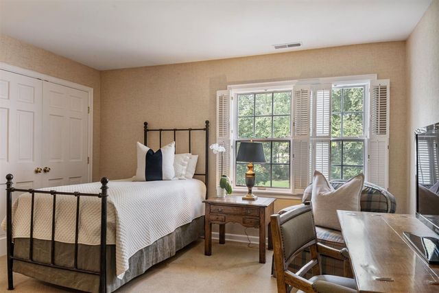 145 Woodley Road, Winnetka, IL 60093