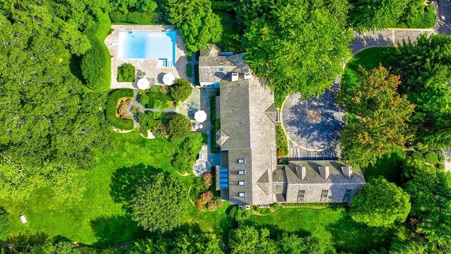 145 Woodley Road, Winnetka, IL 60093